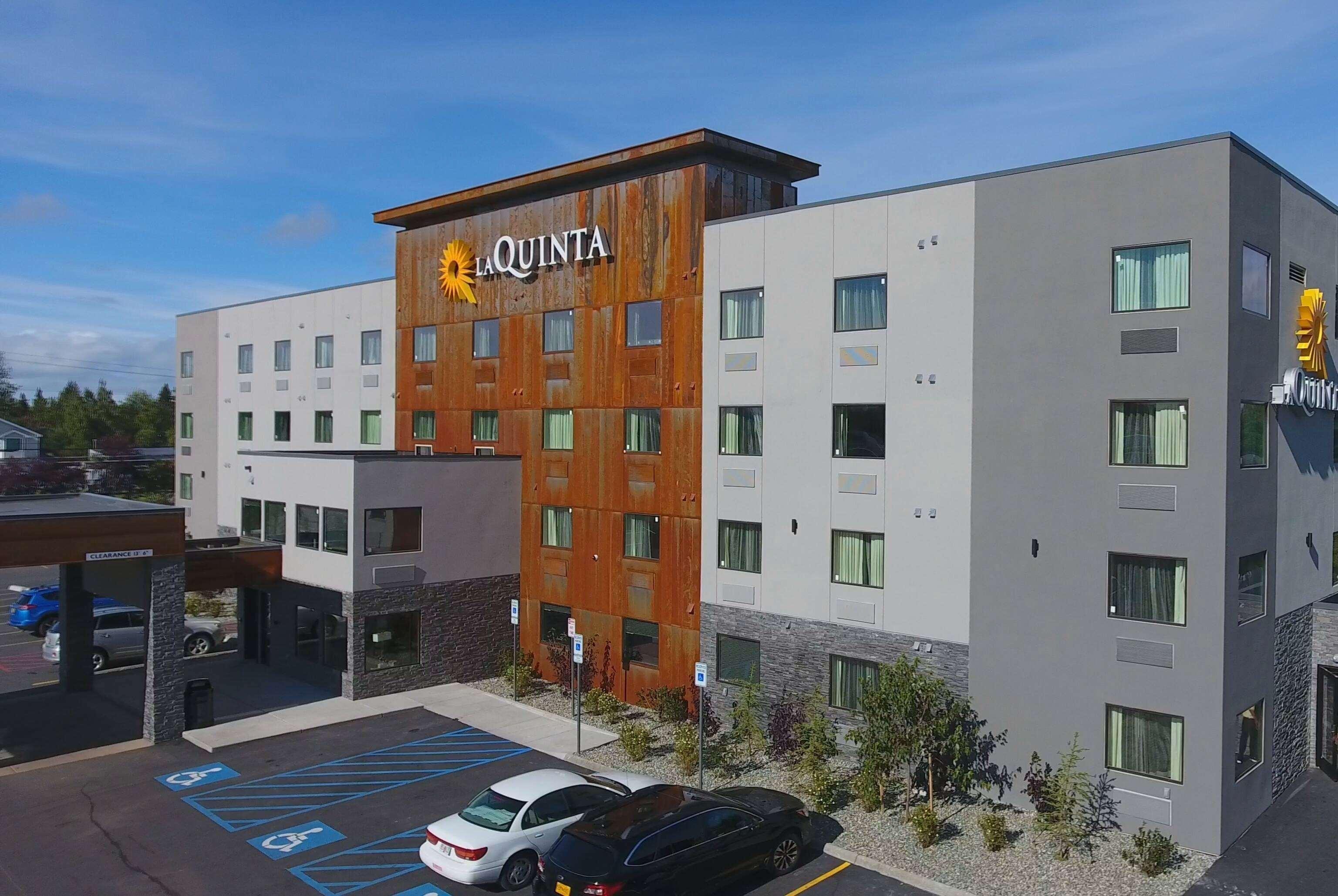 Hotel La Quinta By Wyndham Anchorage Airport Extérieur photo