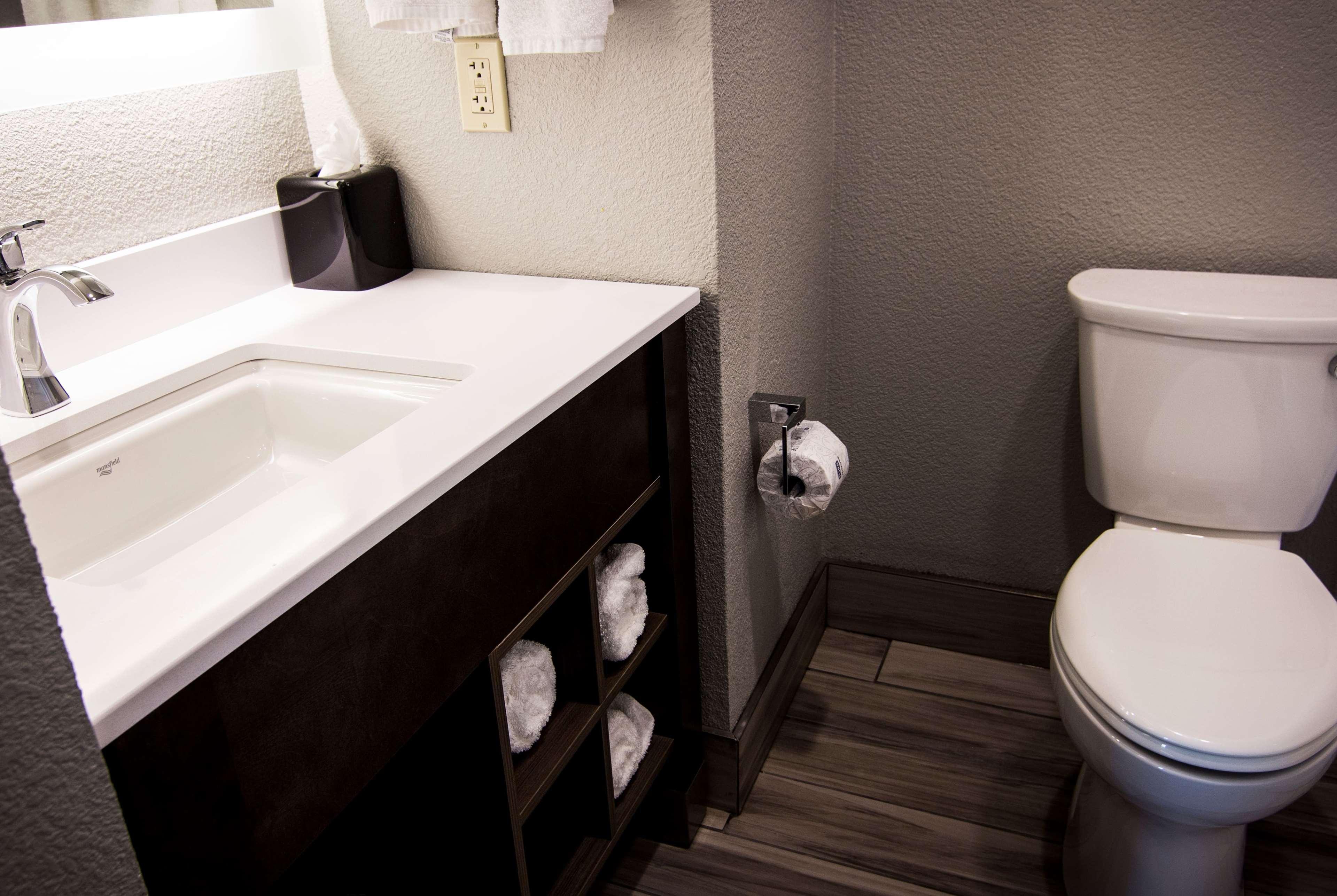 Hotel La Quinta By Wyndham Anchorage Airport Extérieur photo